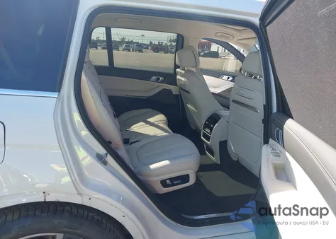 2024 BMW X7 xDrive40I z USA, uszkodzony, nr VIN 5UX23EM05R9U17855